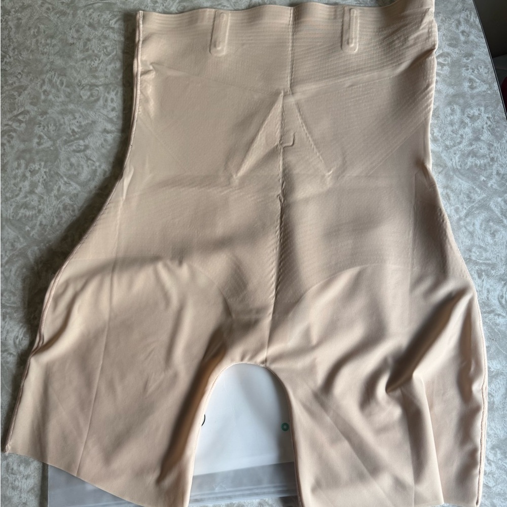 Pretty well High-Waisted Shapewear Shorts in Nude